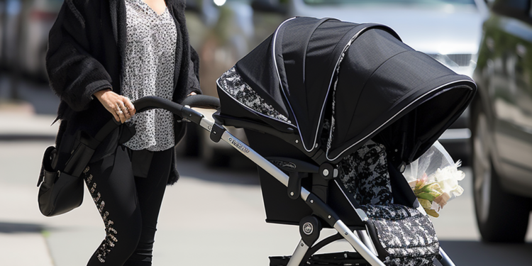 Jennifer Lopez talked about the difficulties of motherhood because of popularity