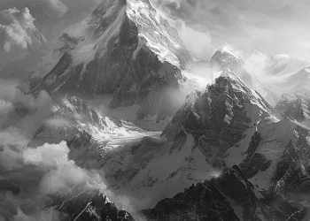 Climbers who conquer Everest will now have to take their feces with them